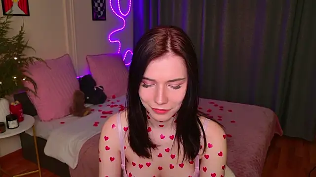 Snapshot of JinxMoon chatting on 02-11-26, 05:35 JinxMoon online show from 02-11-26, 05:35