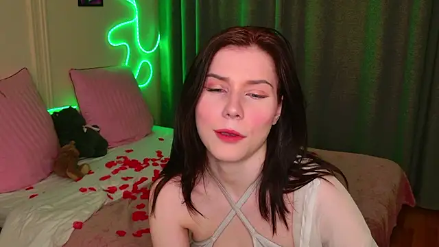 Snapshot of JinxMoon chatting on 02-12-26, 05:56 JinxMoon online show from 02-12-26, 05:56