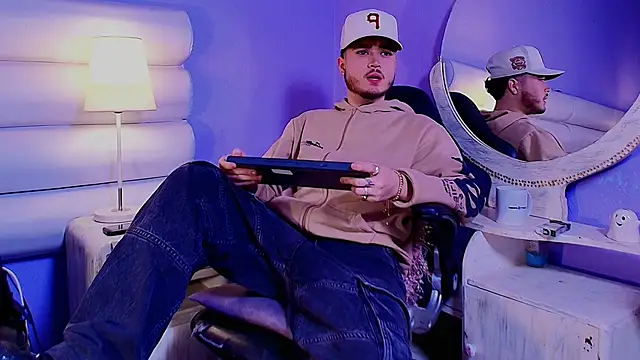 Snapshot of Salvattore_Muller chatting on 02-04-26, 01:22 Salvattore Muller online show from 02-04-26, 01:22