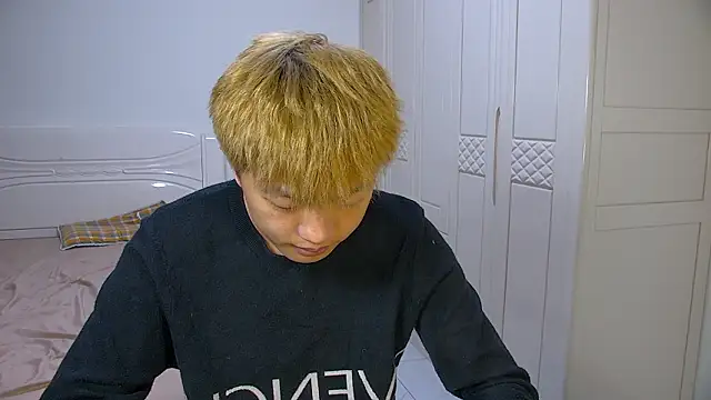 Chocolates-001 online show from 03-07-26, 11:38