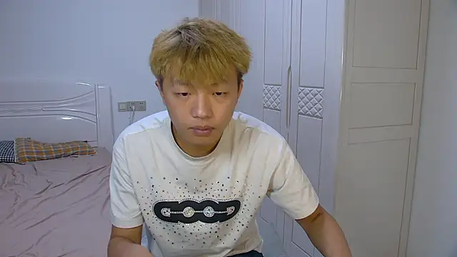 Chocolates-001 online show from 03-11-26, 10:20