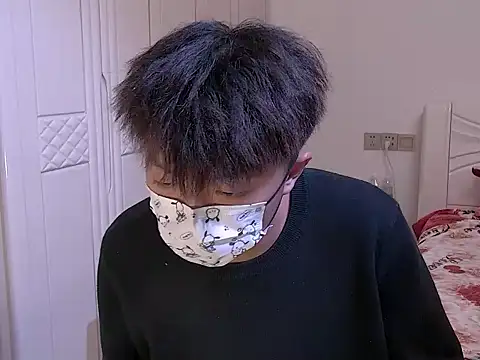 Chocolates-001 online show from 01-15-26, 11:02