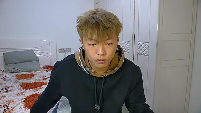 Chocolates-001 online show from 02-03-26, 10:42