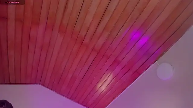 ella  olmos online show from 03-10-26, 01:48