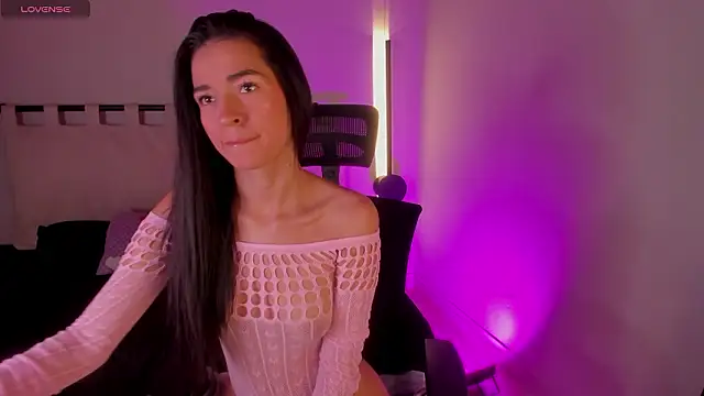 ella  olmos online show from 03-11-26, 01:38