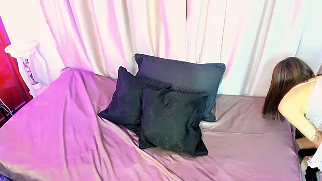 emily 34  online show from 03-13-26, 04:17