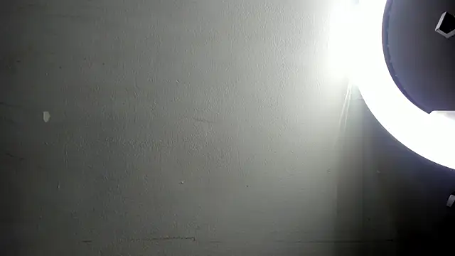 AnaiaClarck online show from 04-10-26, 03:24