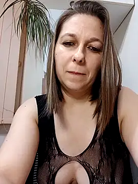 AdaJoy online show from 02-08-26, 11:02