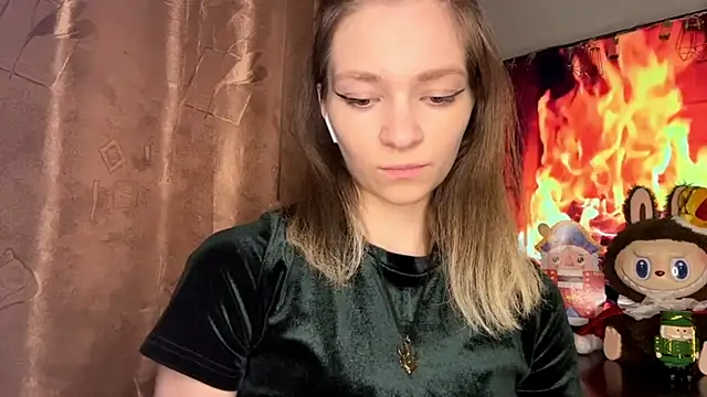 Ellyy ly online show from 01-13-26, 09:30