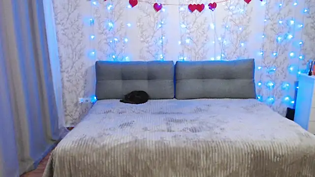 SnowWhite Lissa online show from 02-23-26, 04:29