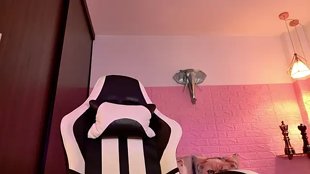 Dulce Stormy online show from 02-28-26, 12:27