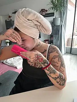 Snapshot of NyxTattoo chatting on 02-23-26, 11:44 NyxTattoo online show from 02-23-26, 11:44