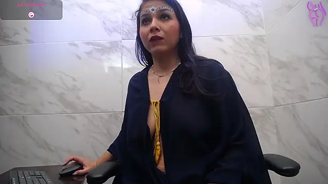 jasmine700141 online show from 02-06-26, 07:21