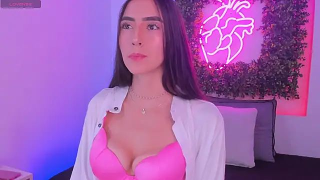 Itzel Geneva online show from 02-10-26, 12:26