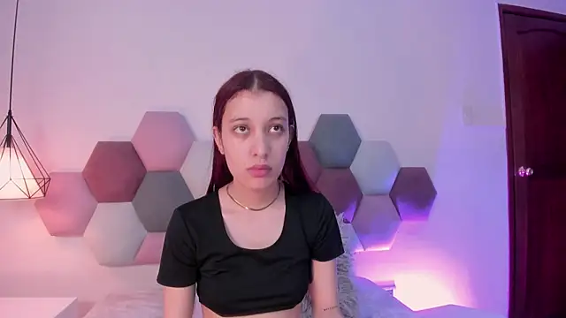 TessaMonroee online show from 03-04-26, 06:15