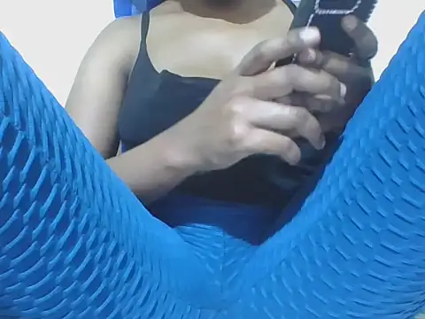 Littlemistress24 online show from 03-03-26, 06:15