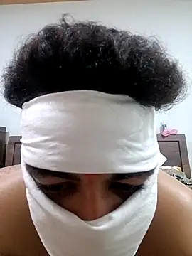 Snapshot of gujjuboysexy123 chatting on 06-21-26, 10:21 gujjuboysexy123 online show from 06-21-26, 10:21