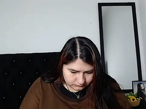 Snapshot of LauraHorny69 chatting on 02-27-26, 12:49 LauraHorny69 online show from 02-27-26, 12:49