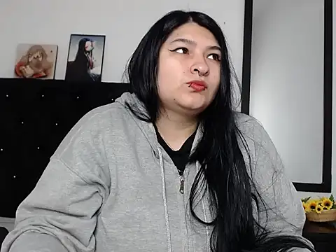 LauraHorny69 online show from 03-11-26, 01:27