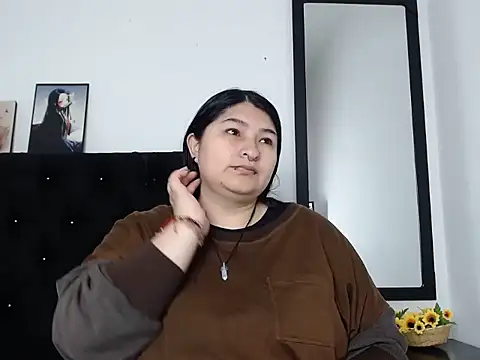 LauraHorny69 online show from 03-07-26, 12:54