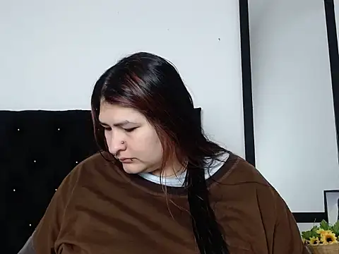 Snapshot of LauraHorny69 chatting on 02-23-26, 12:50 LauraHorny69 online show from 02-23-26, 12:50