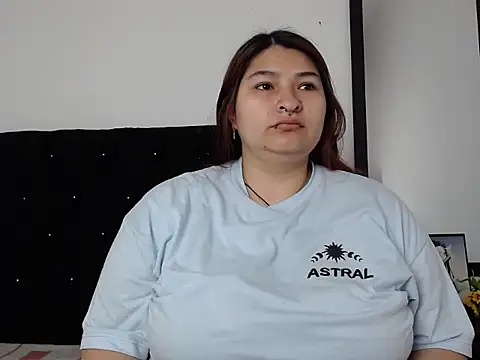 Snapshot of LauraHorny69 chatting on 02-08-26, 01:31 LauraHorny69 online show from 02-08-26, 01:31