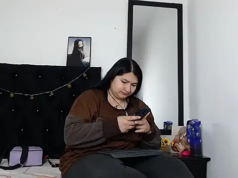 LauraHorny69 online show from 03-21-26, 12:53