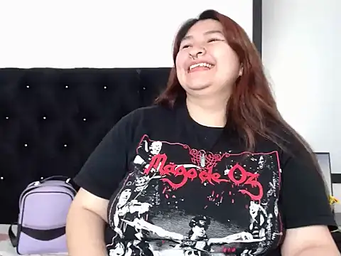 Snapshot of LauraHorny69 chatting on 01-31-26, 07:12 LauraHorny69 online show from 01-31-26, 07:12