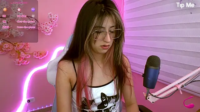 Snapshot of cutekore chatting on 03-19-26, 01:05 cutekore online show from 03-19-26, 01:05