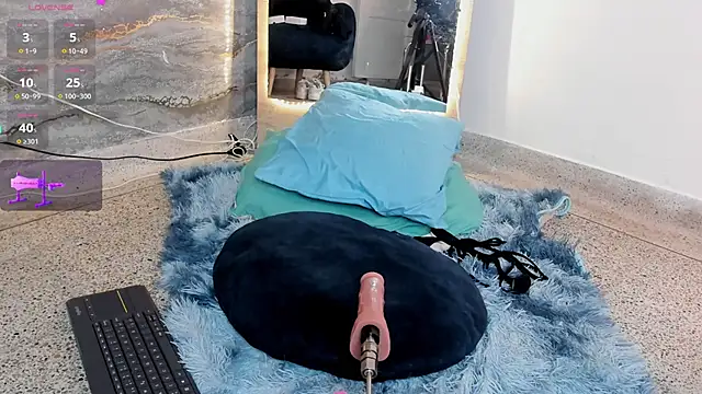 SHINYY STAR  online show from 04-02-26, 08:15