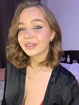 Snapshot of SilverHanna chatting on 02-02-26, 11:26 SilverHanna online show from 02-02-26, 11:26