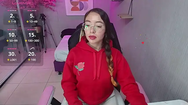 Veronica miiller online show from 03-06-26, 06:58