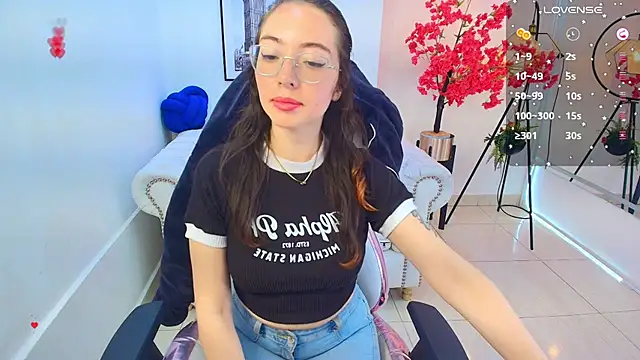 Veronica miiller online show from 07-24-26, 08:27