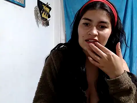 Scarlett Hot69 online show from 02-27-26, 06:35