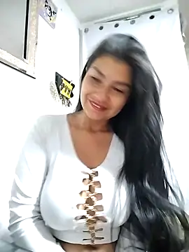 Scarlett Hot69 online show from 05-13-26, 07:48
