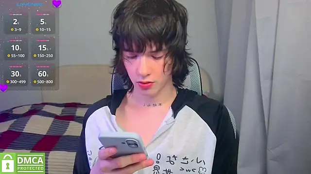 Snapshot of LeonBoykisser chatting on 07-22-26, 06:32 LeonBoykisser online show from 07-22-26, 06:32
