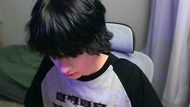 LeonBoykisser online show from 02-03-26, 12:21