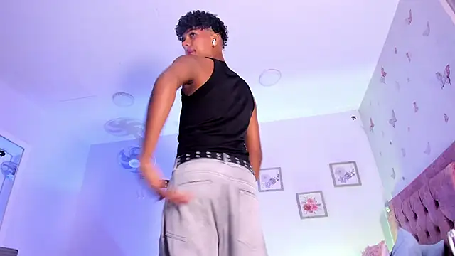 Jack Rusel online show from 04-08-26, 03:19