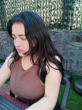 By Lia online show from 02-13-26, 07:47