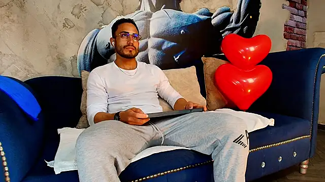 Vans Ross online show from 02-14-26, 07:25