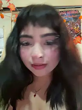 Snapshot of pinkybombon chatting on 06-12-26, 06:49 pinkybombon online show from 06-12-26, 06:49