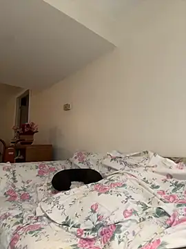 KOdaLion online show from 04-12-26, 05:22