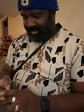 Snapshot of KOdaLion chatting on 04-22-26, 12:17 KOdaLion online show from 04-22-26, 12:17