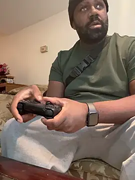 Snapshot of KOdaLion chatting on 02-14-26, 04:45 KOdaLion online show from 02-14-26, 04:45