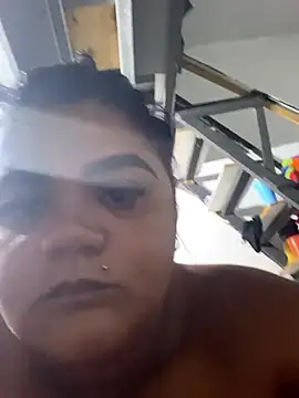 Snapshot of MorenaCariok chatting on 01-15-26, 10:35 MorenaCariok online show from 01-15-26, 10:35