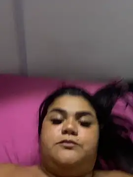 Snapshot of MorenaCariok chatting on 01-18-26, 04:27 MorenaCariok online show from 01-18-26, 04:27