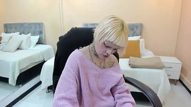 Bela Craxkerr online show from 04-05-26, 12:34