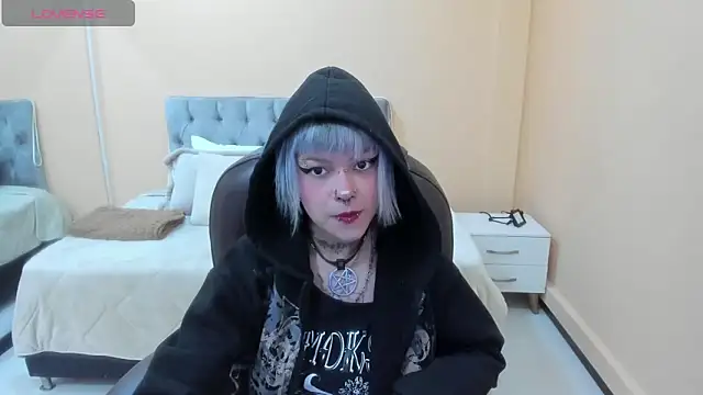 Bela Craxkerr online show from 03-12-26, 01:04