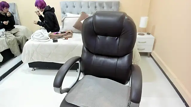 Snapshot of Bela_Craxkerr chatting on 02-11-26, 12:27 Bela Craxkerr online show from 02-11-26, 12:27