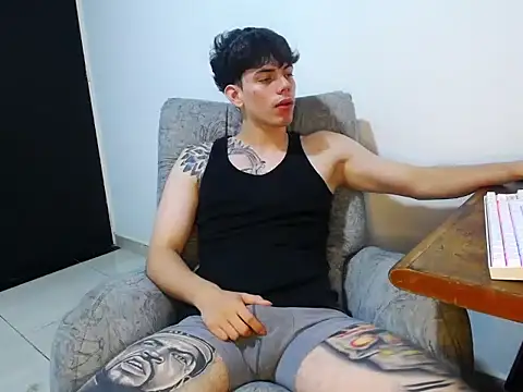 Snapshot of Joshh_miller chatting on 02-18-26, 04:54 Joshh miller online show from 02-18-26, 04:54